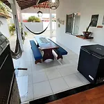 Casa dos Ipês com 3 suítes, piscina e área gourmet